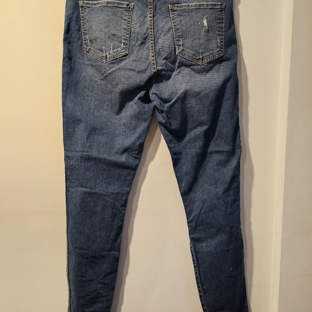 Kut From The Kloth Button Fly Skinny Jeans Size 12 High Rise Distressed Raw Hem - Picture 3 of 6